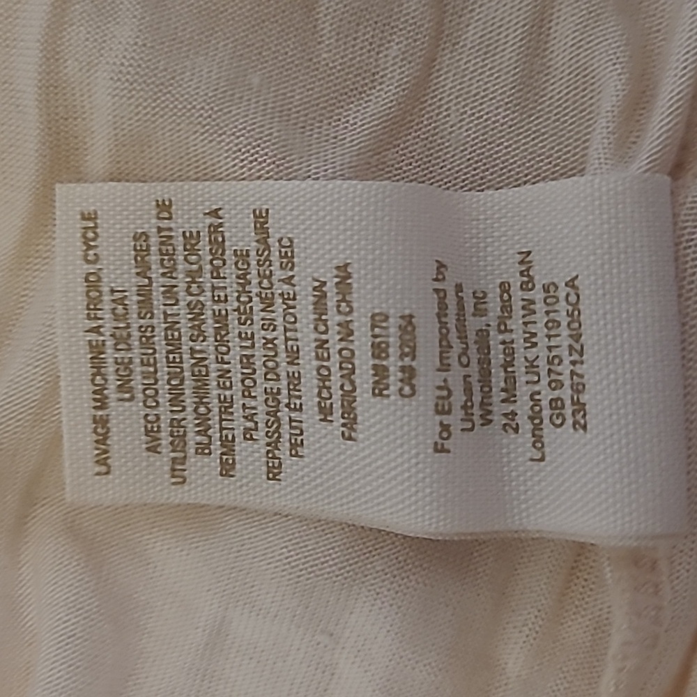 Free People Beige Lace Top used good condition.‎ - Picture 10 of 12